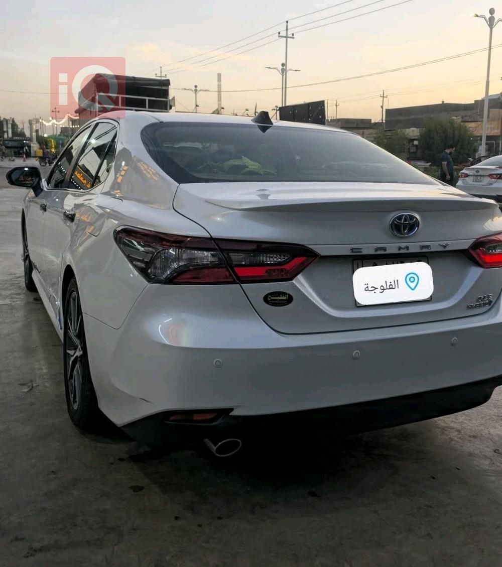 تۆیۆتا کامری